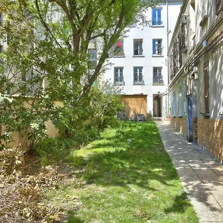 Calme Et Verdure A Apartment *
